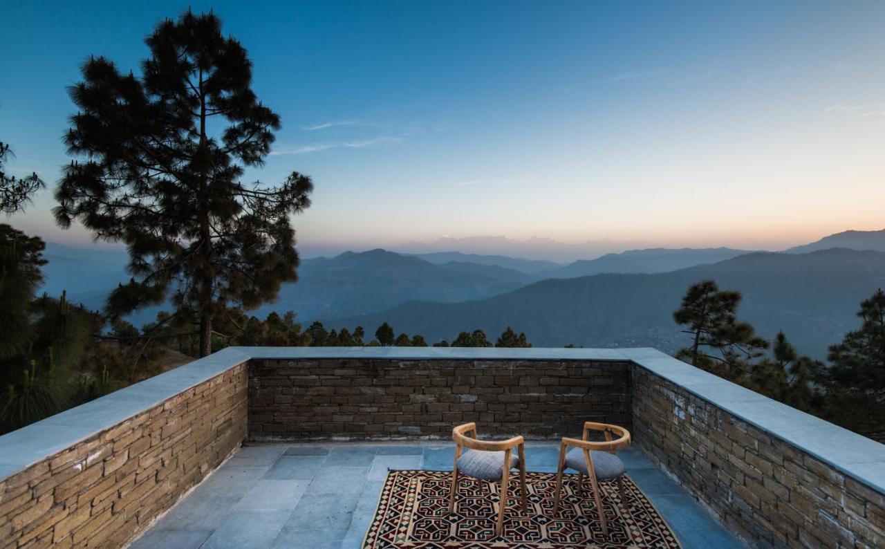 The Kumaon Hotell Binsar Exteriör bild